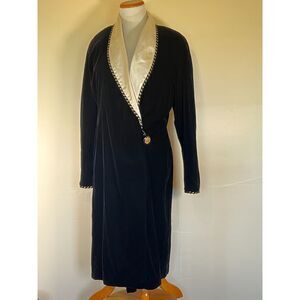 Vintage Gillian Black & White Velvet Coat with Gold Stitching Size 12